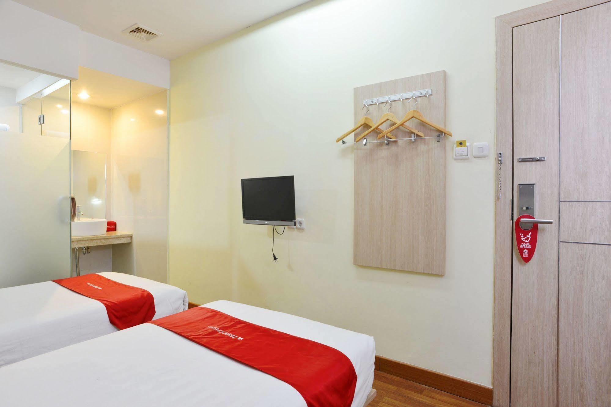 Zen Rooms Rujia Pecenongan Τζακάρτα Εξωτερικό φωτογραφία